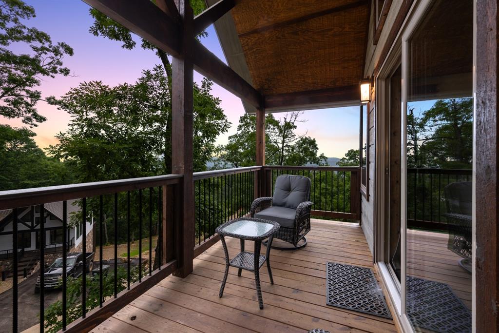 579 Moonshiner Springs Trail Property Photo 22