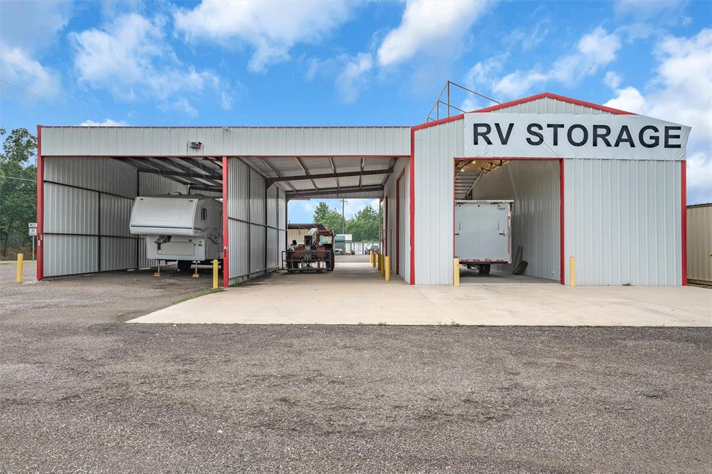 20891 Texas Highway 11 Property Photo 7