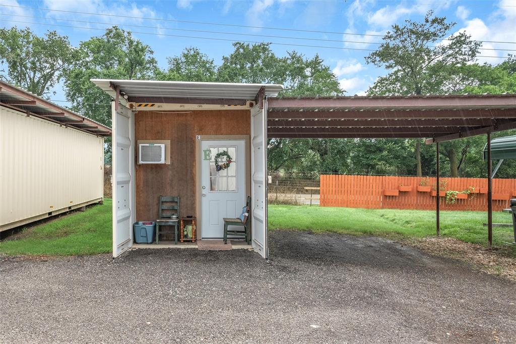 20891 Texas Highway 11 Property Photo 17