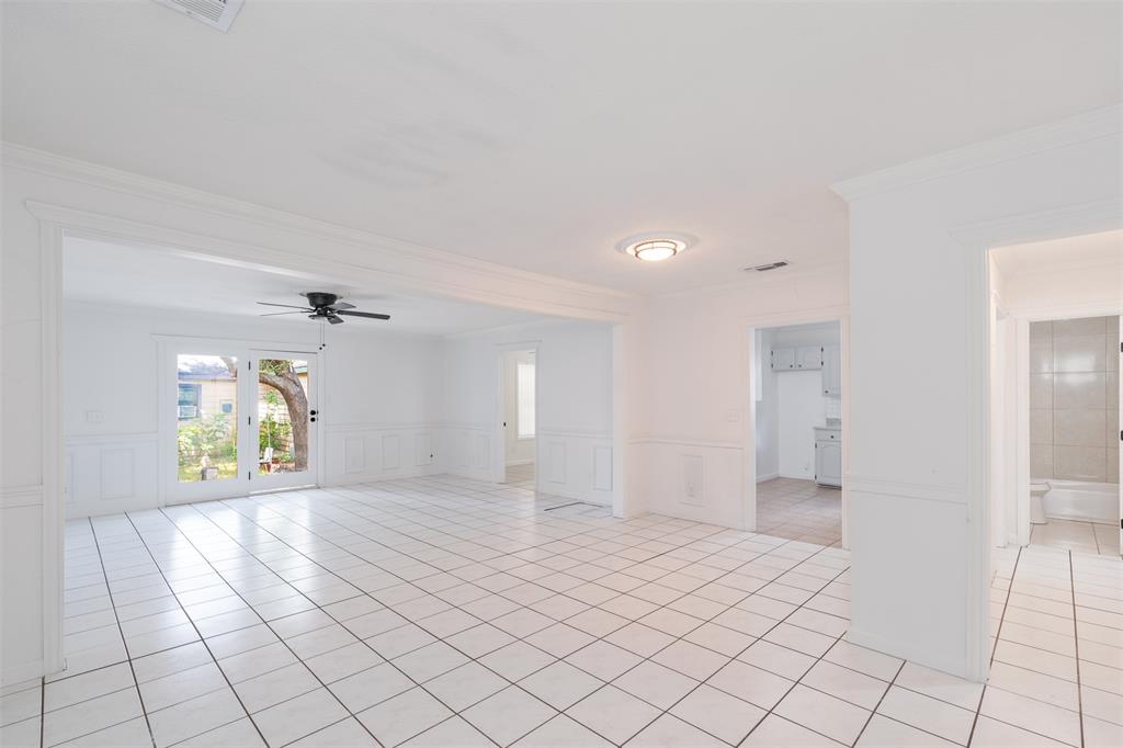 3912 Valentine Street Property Photo 5