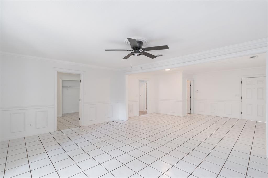 3912 Valentine Street Property Photo 6