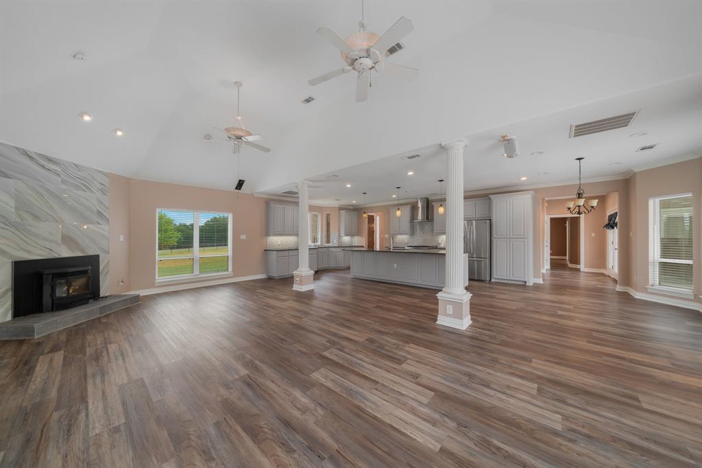 977 County Road 2255 Property Photo 6