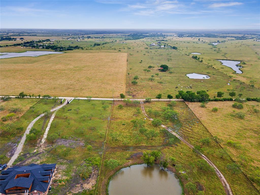 6872 County Road 0040 Property Photo 5