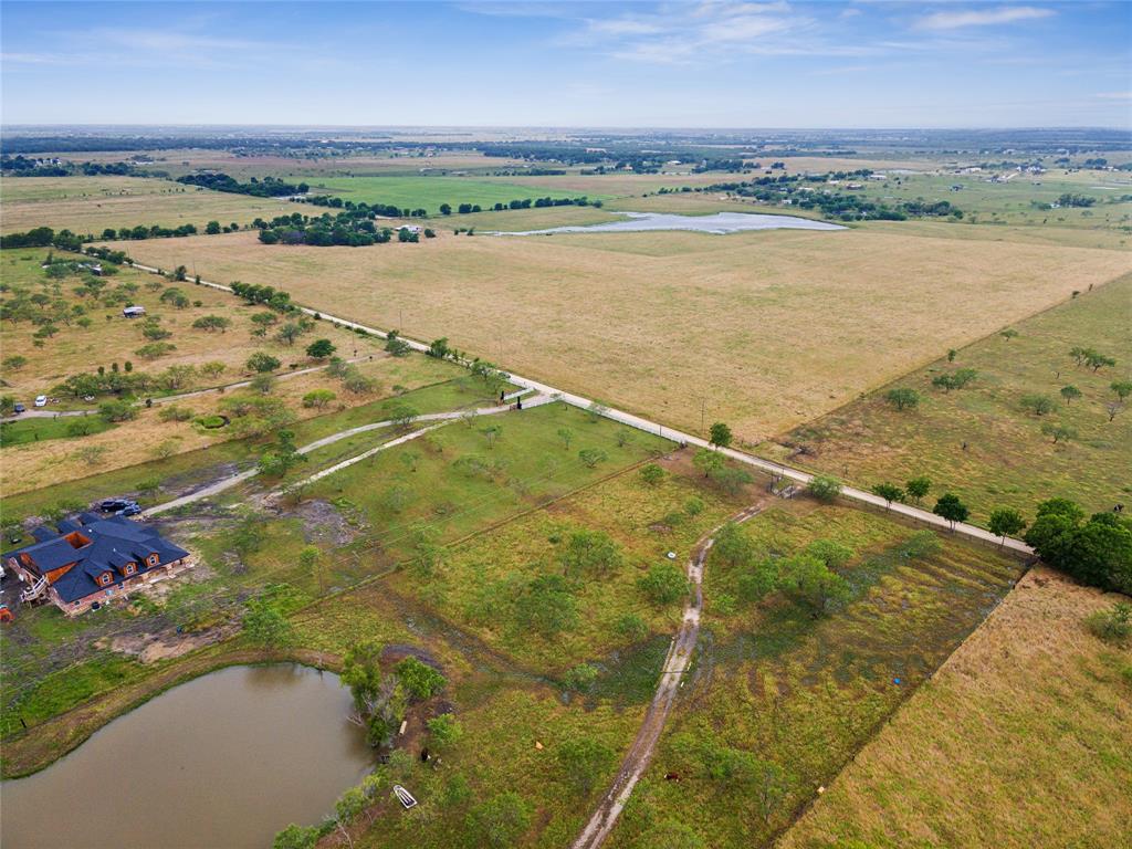 6872 County Road 0040 Property Photo 6