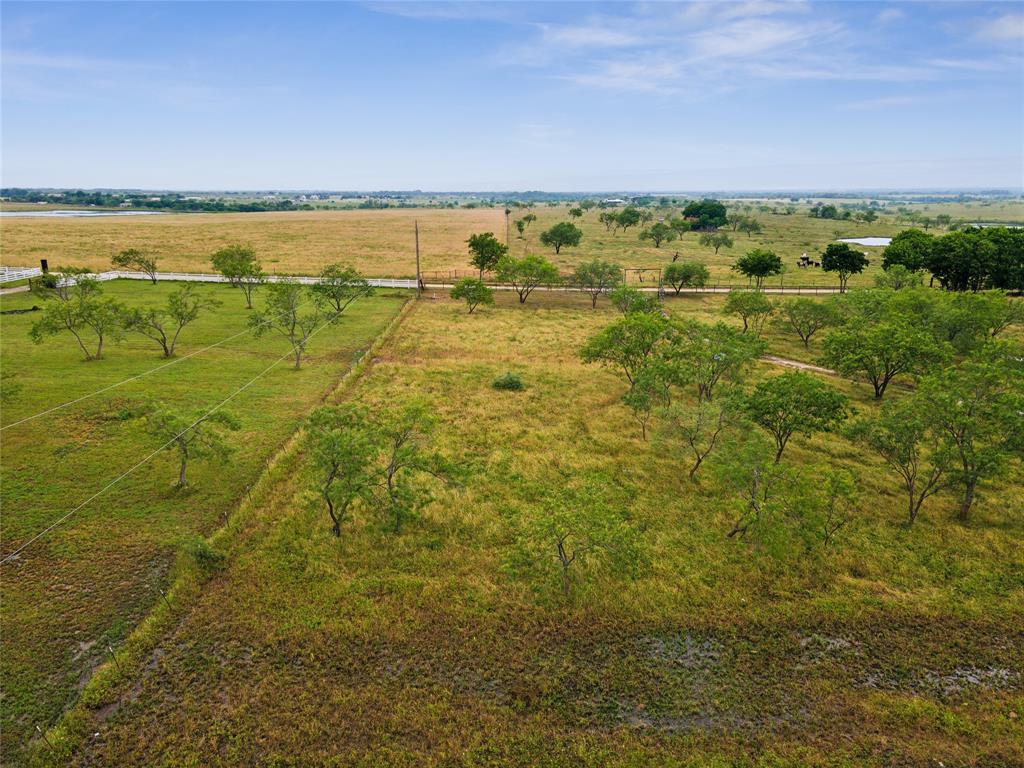 6872 County Road 0040 Property Photo 14