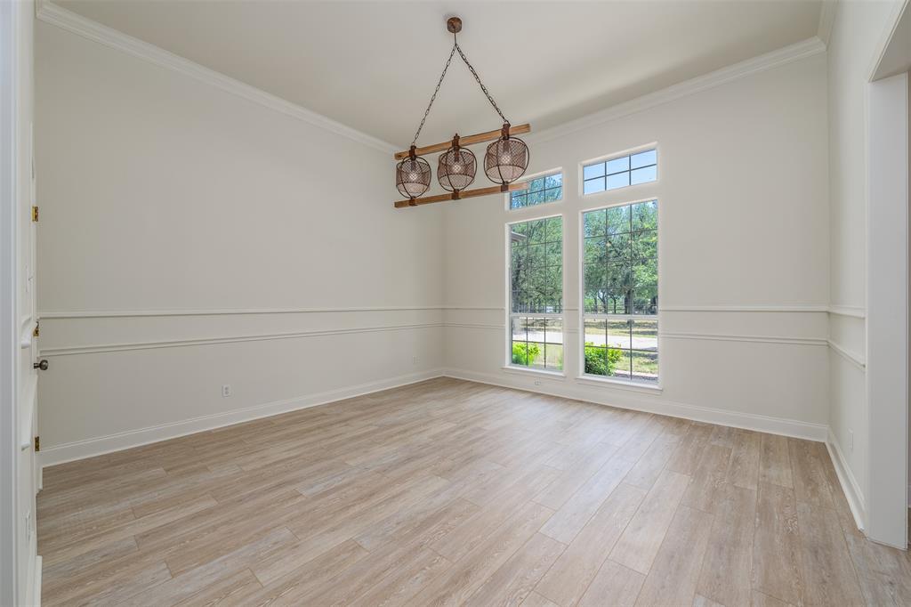 1621 Chapman Court Property Photo 4