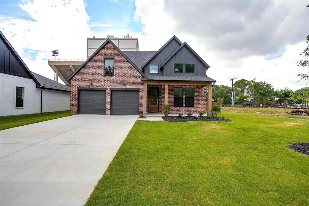 145 Paxton Circle Property Photo 1