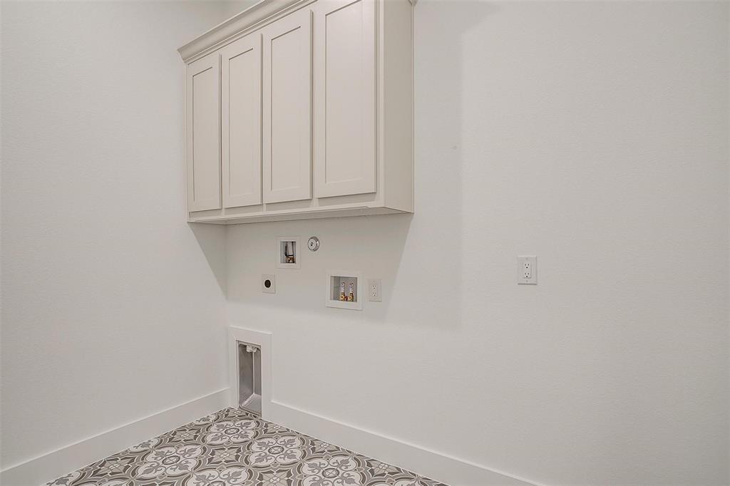 145 Paxton Circle Property Photo 27