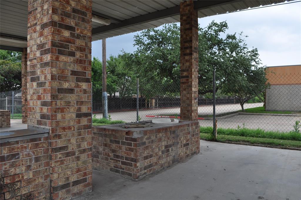 6740 Buenos Aires Drive Property Photo 5