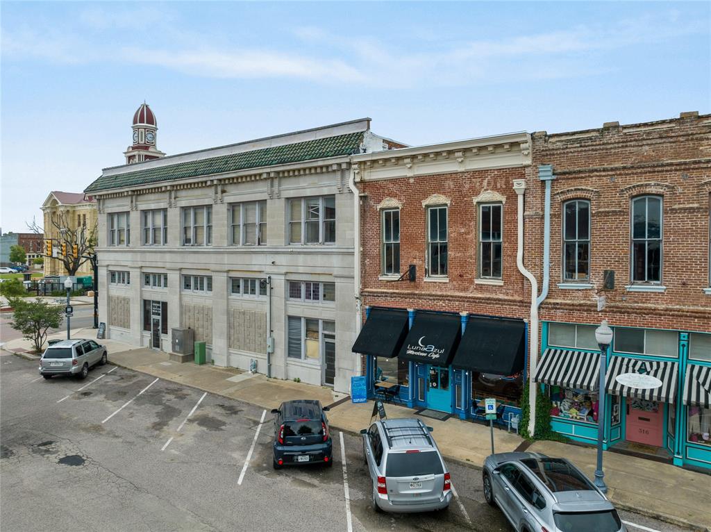 318 N Main Street