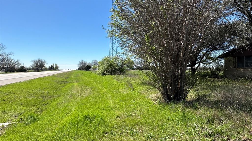 14693 State Highway 78 Property Photo 9