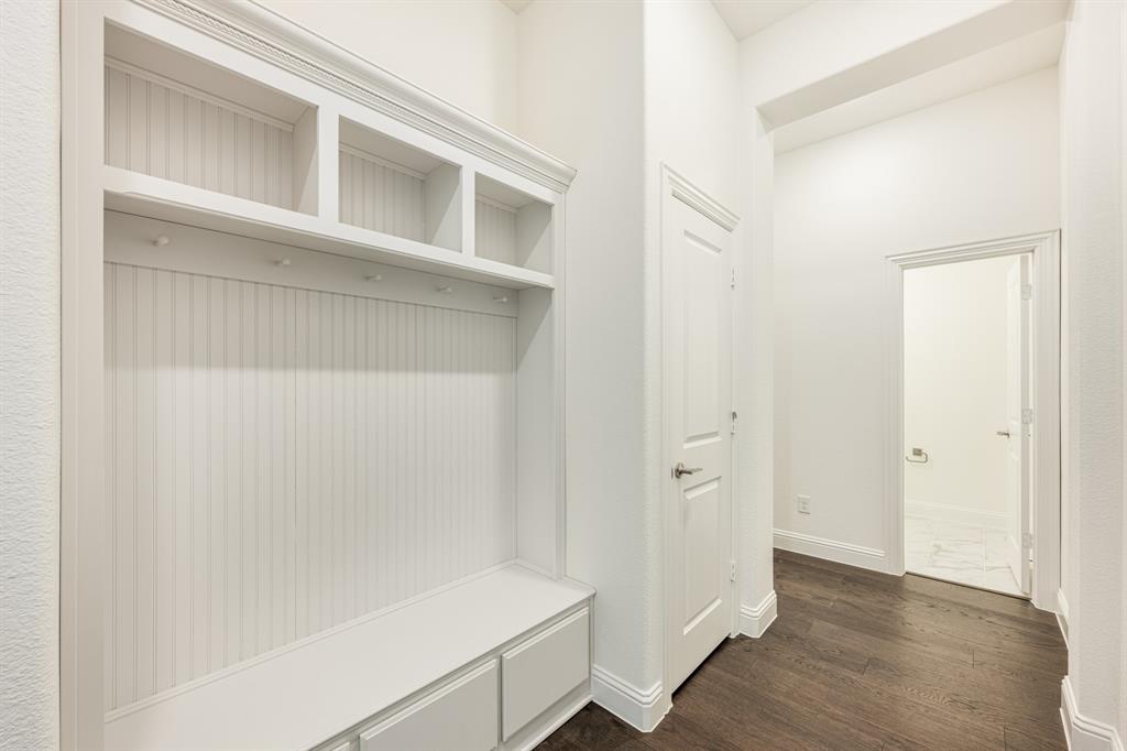 2503 Rileigh Lane Property Photo 9