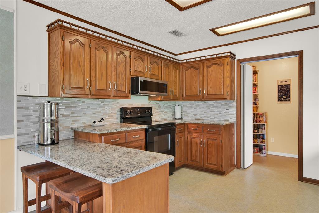 4020 County Road 3558 Property Photo 13