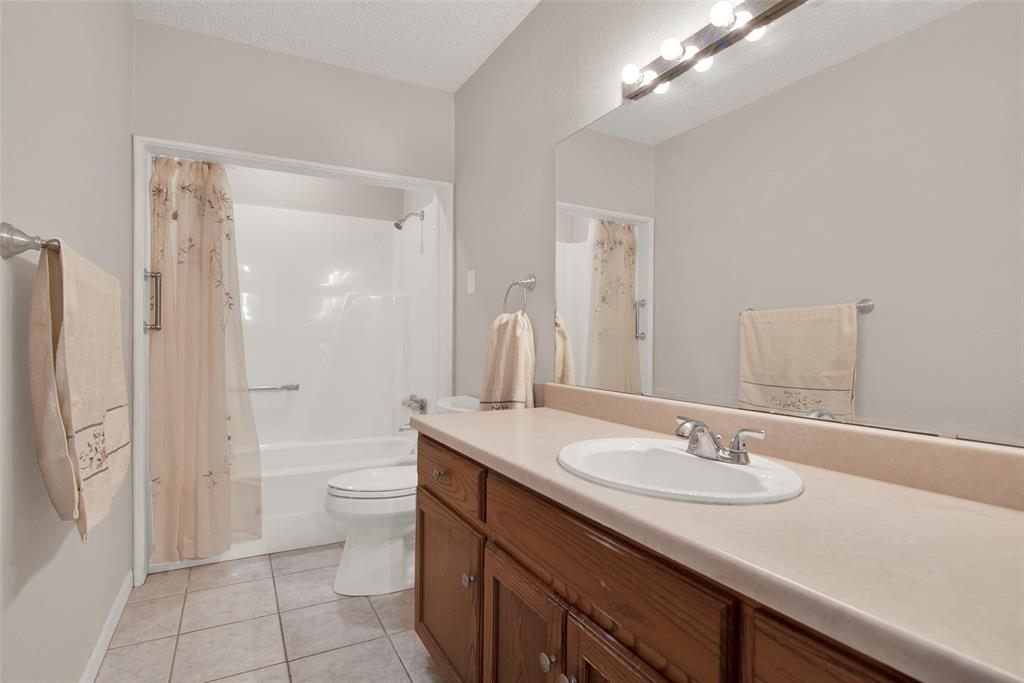 4020 County Road 3558 Property Photo 17