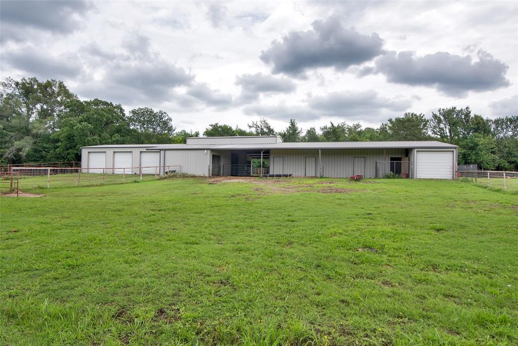 4020 County Road 3558 Property Photo 28