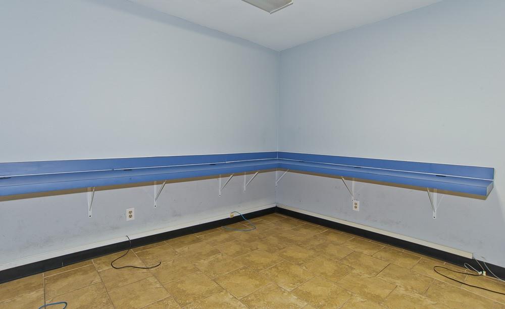 711 Sunset Avenue Property Photo 17