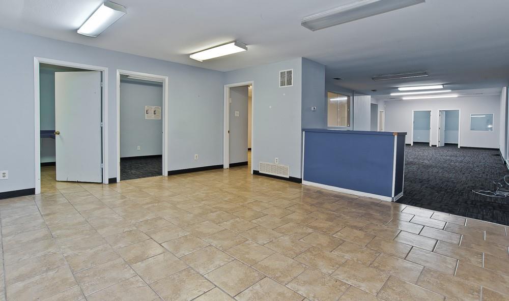 711 Sunset Avenue Property Photo 28