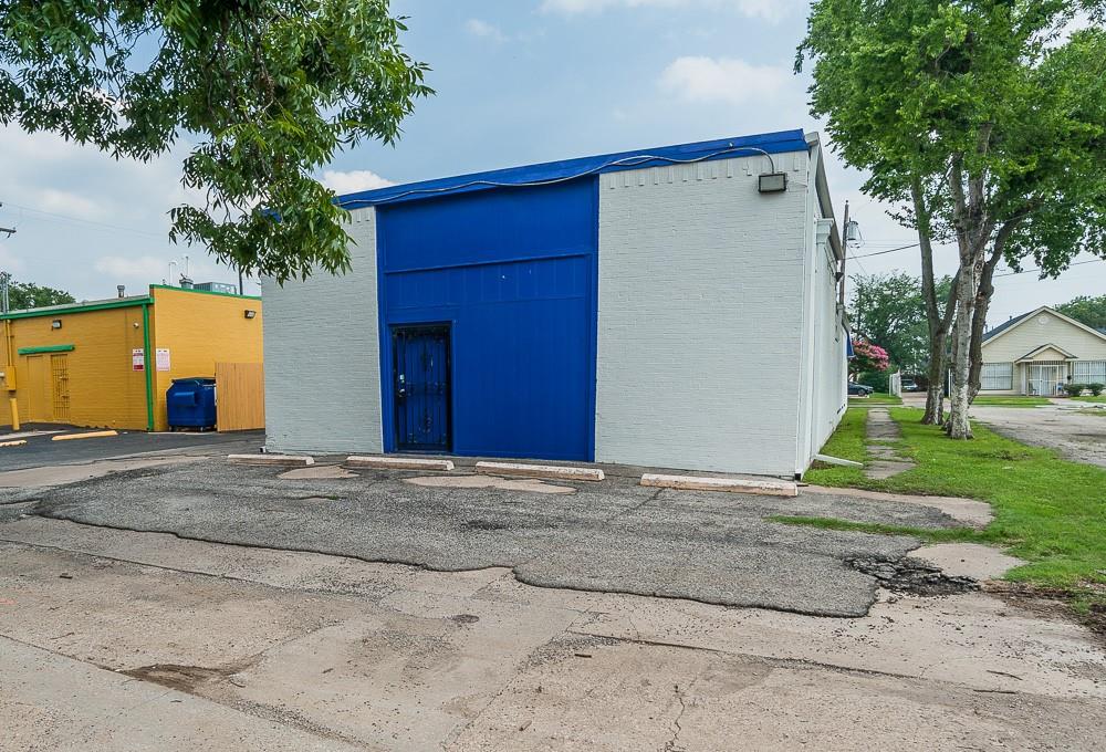 711 Sunset Avenue Property Photo 32