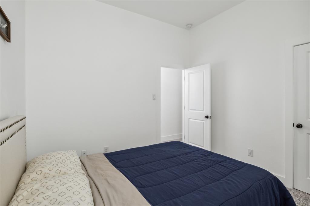 2218 Dyson Street Property Photo 29