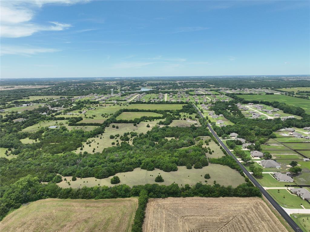 469 Ne County Road Road Property Photo 2