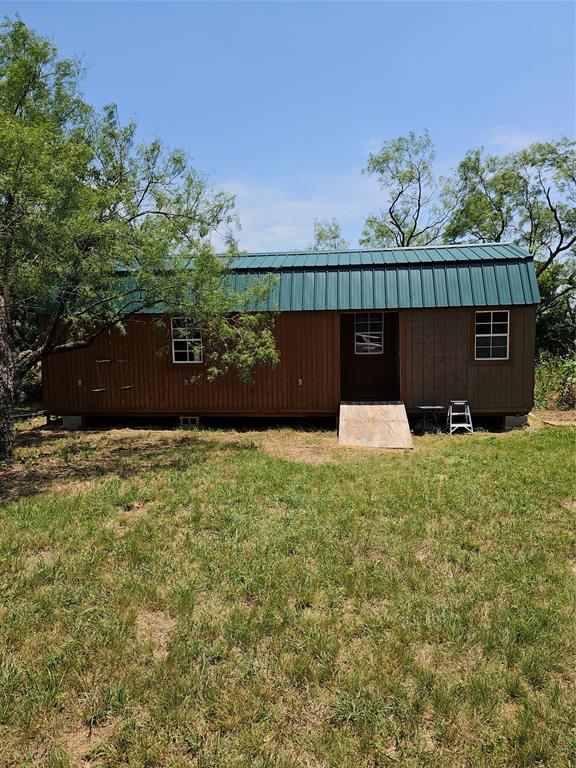 19069 Highway 6 Property Photo 8