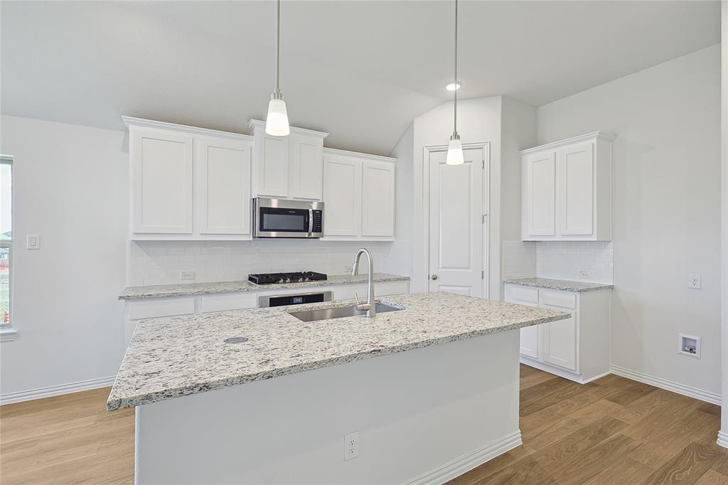 753 Carriage Hill Road Property Photo 3