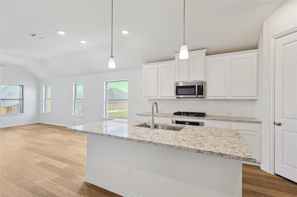 753 Carriage Hill Road Property Photo 6