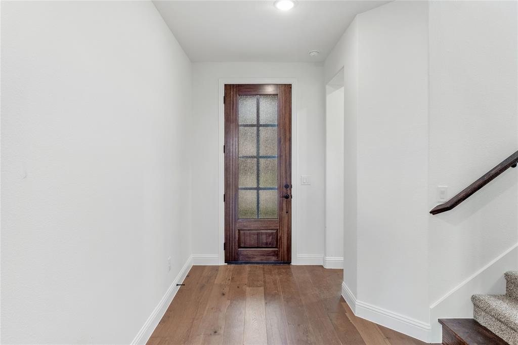 1513 Alexander Drive Property Photo 3