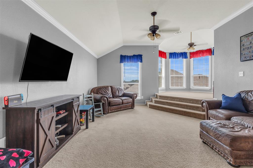 1114 Alexander Court Property Photo 23