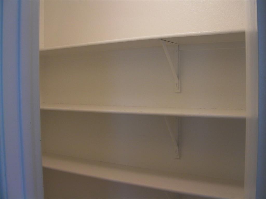 900 Rose Crystal Way Property Photo 12