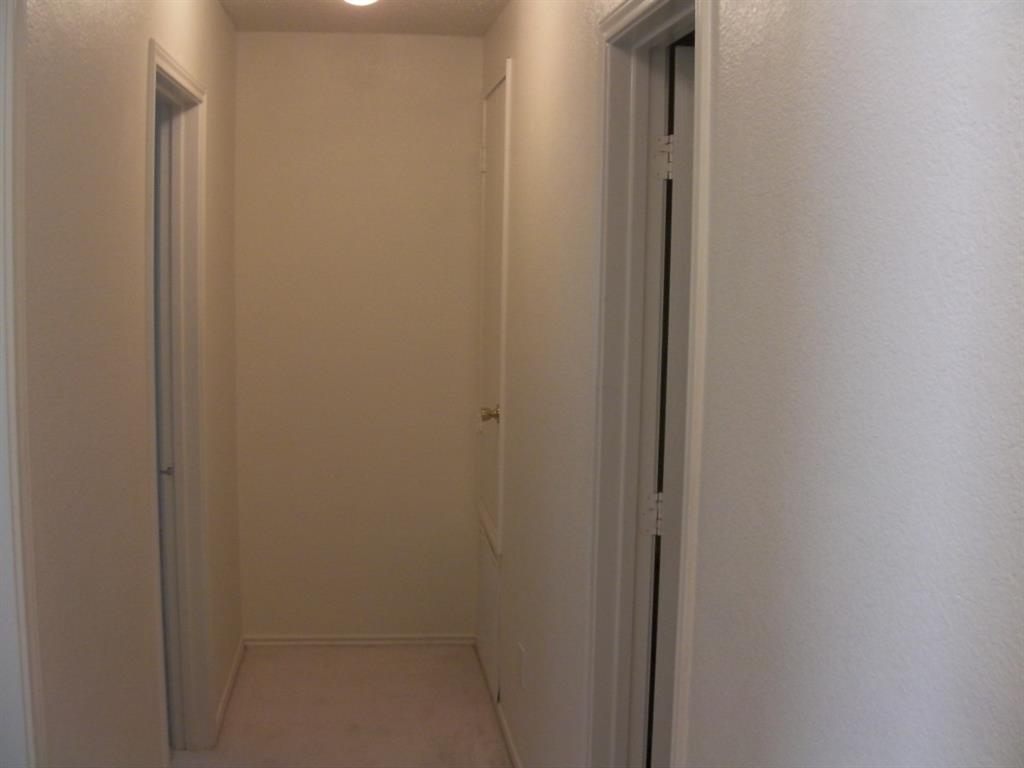900 Rose Crystal Way Property Photo 17