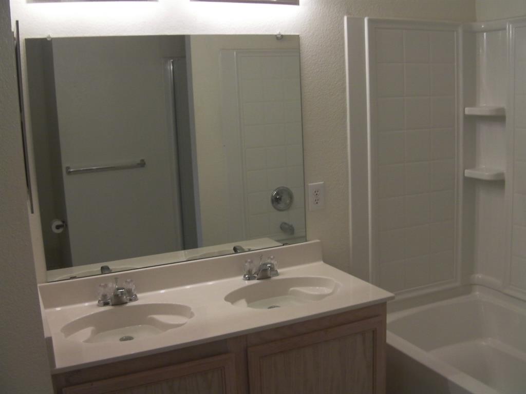 900 Rose Crystal Way Property Photo 22