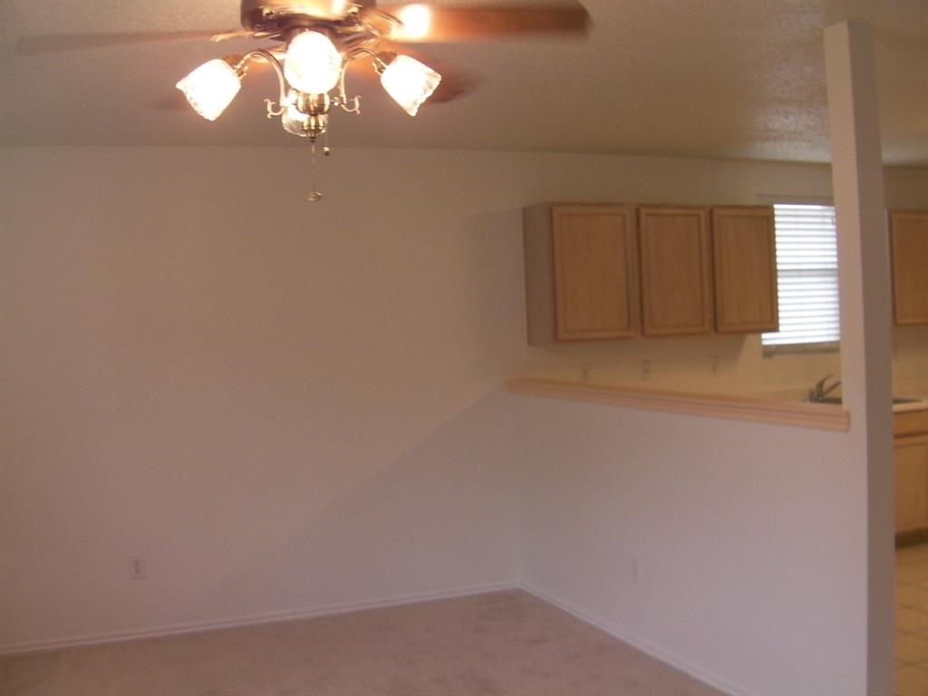 900 Rose Crystal Way Property Photo 24