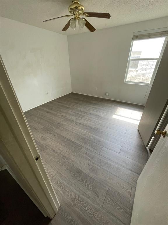 900 Rose Crystal Way Property Photo 28