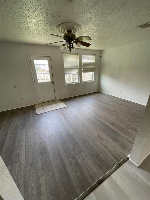 900 Rose Crystal Way Property Photo 30