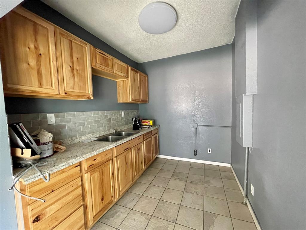217 Mockingbird Lane Property Photo 6