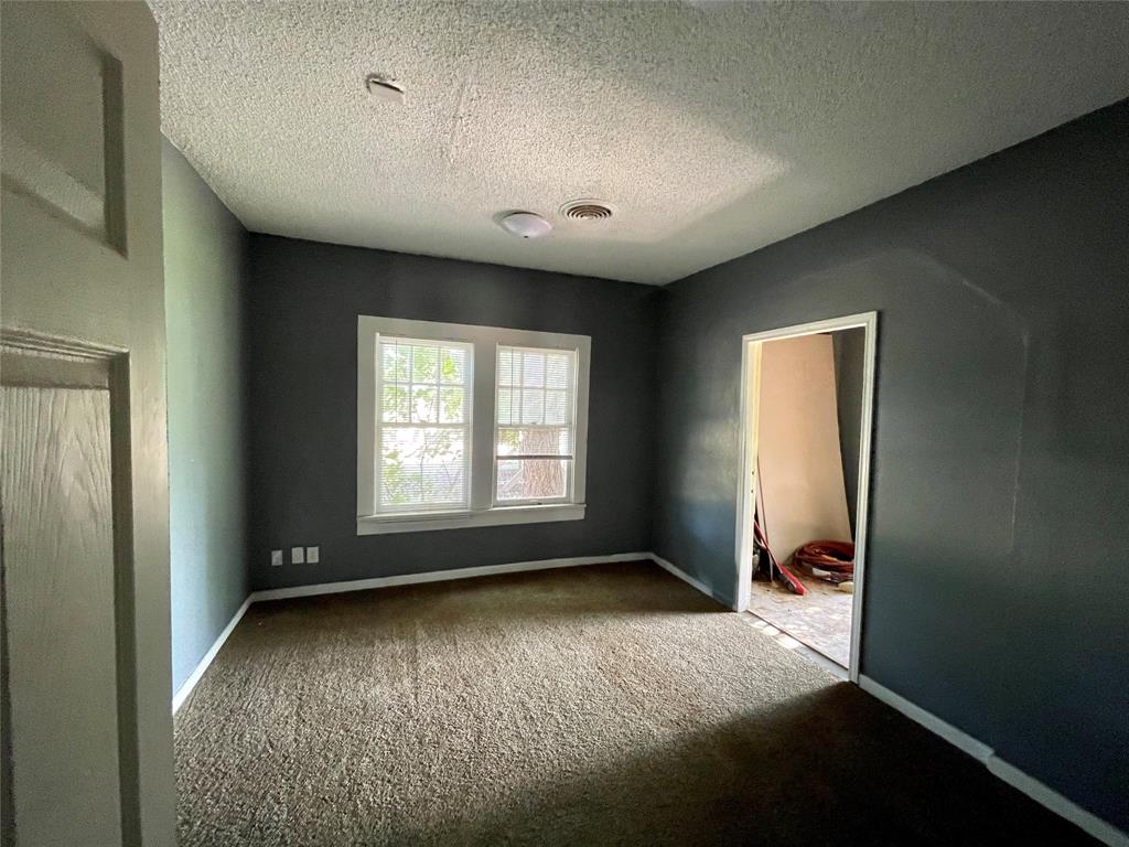 217 Mockingbird Lane Property Photo 8