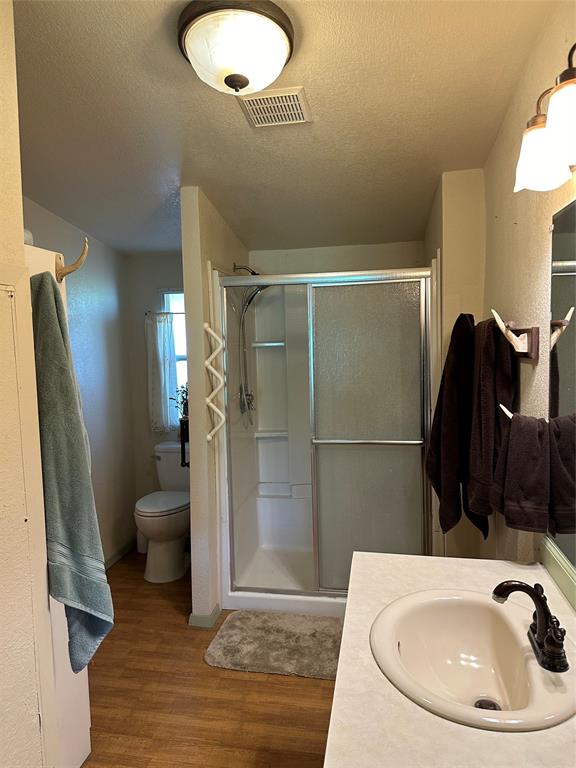 3200 Fm 590 Property Photo 14