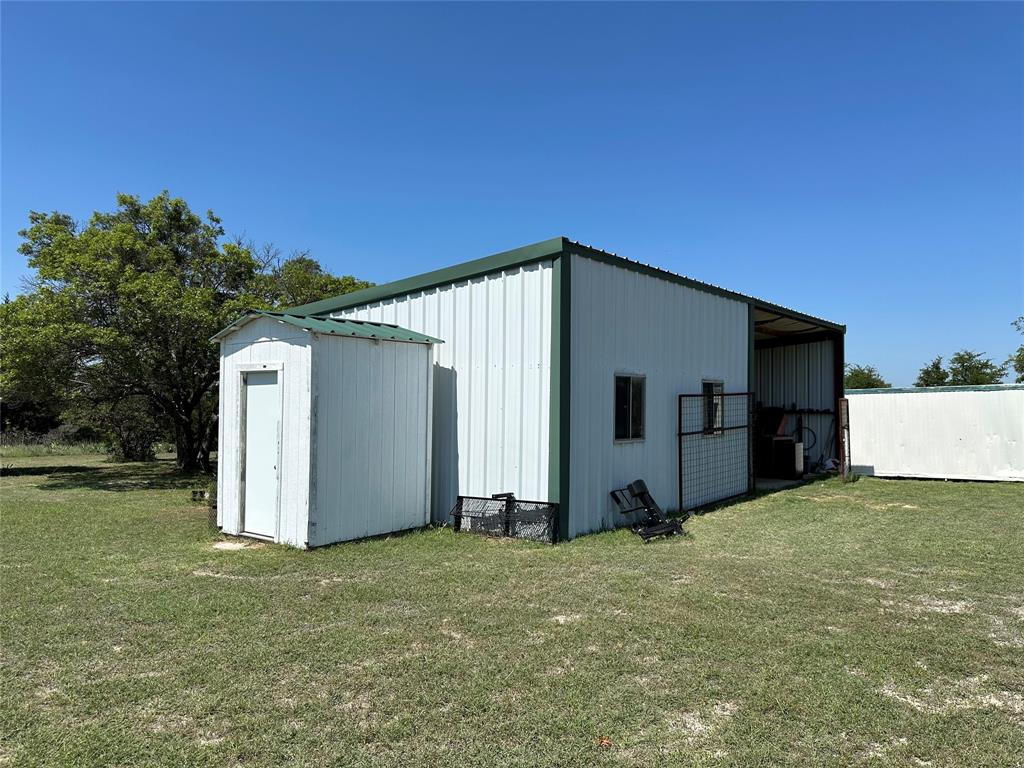 3200 Fm 590 Property Photo 19