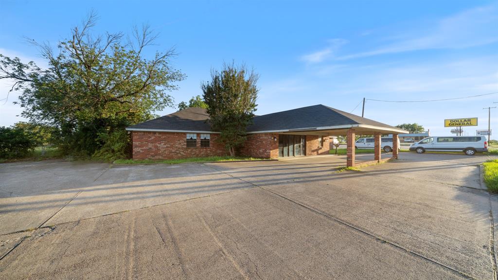 1409 W South Commerce Street Property Photo 1