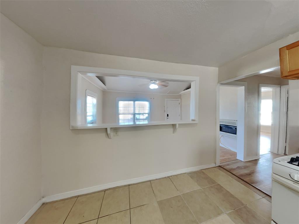 5412 David Strickland Road Property Photo 5