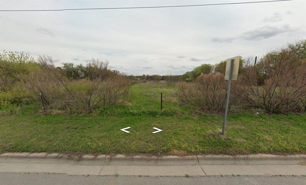 000 N Front Street Property Photo 1