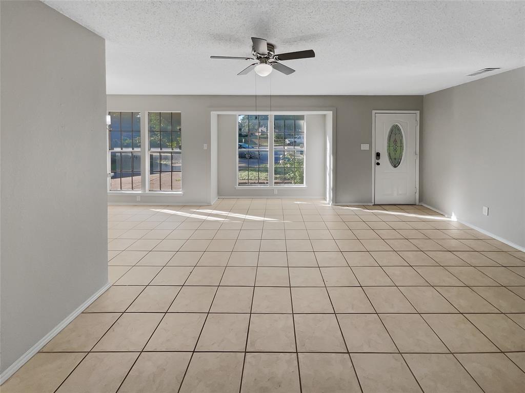 4800 Sugar Tree Court Property Photo 16