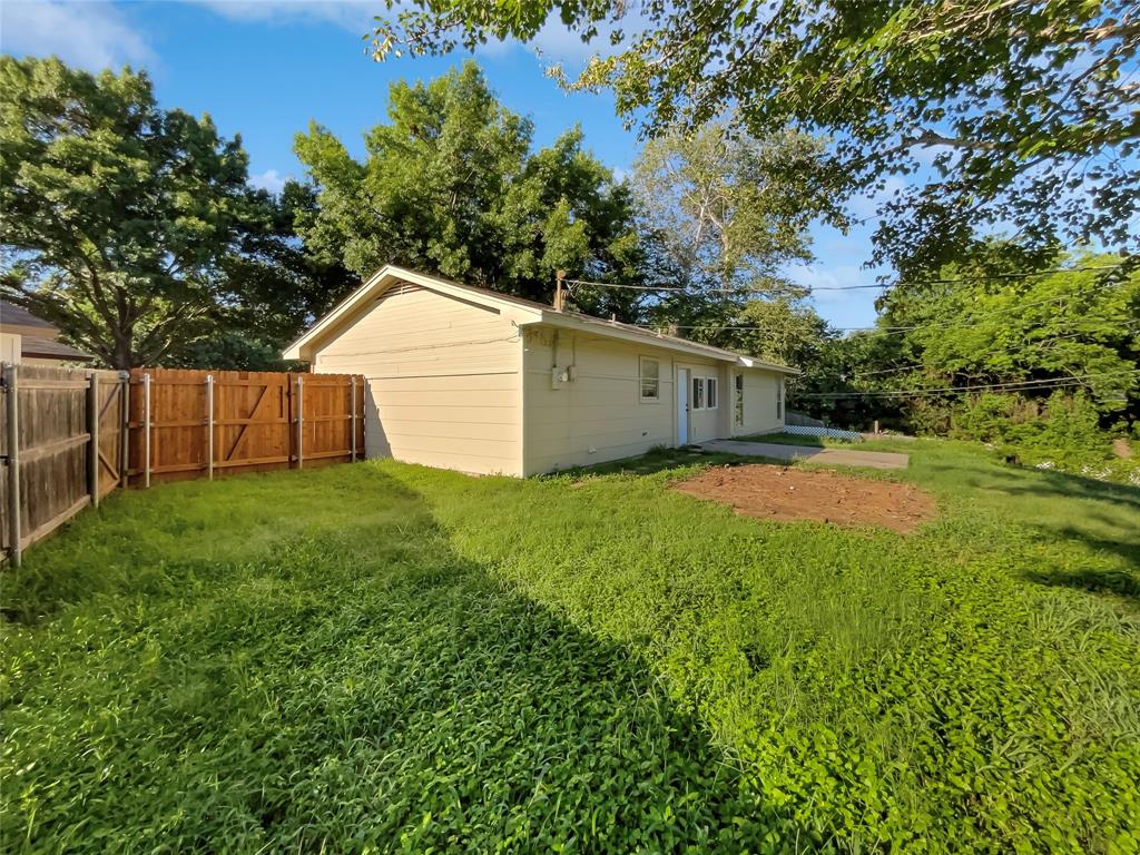 4800 Sugar Tree Court Property Photo 18