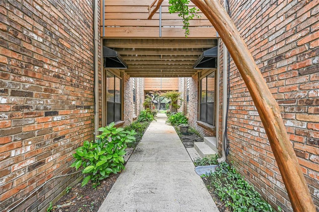4047 Herschel Avenue 12 Units Total Property Photo 6