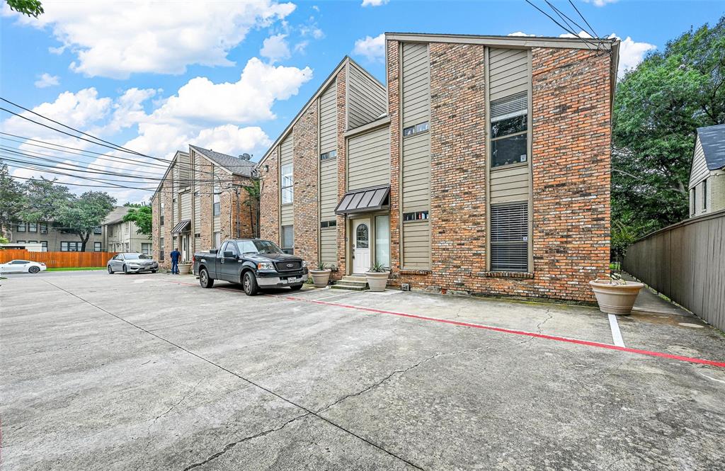 4047 Herschel Avenue 12 Units Total Property Photo 10