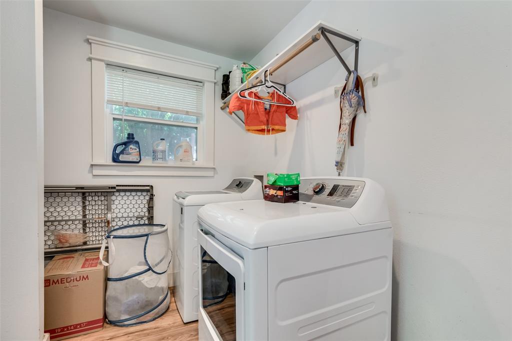 110 N Park Avenue Property Photo 14