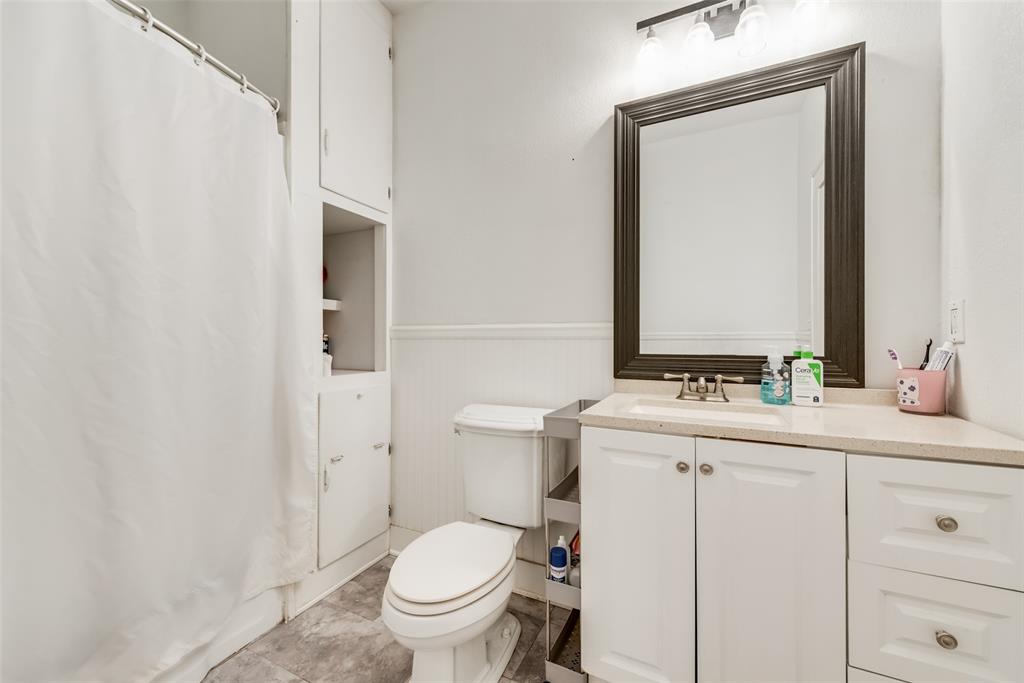 110 N Park Avenue Property Photo 16