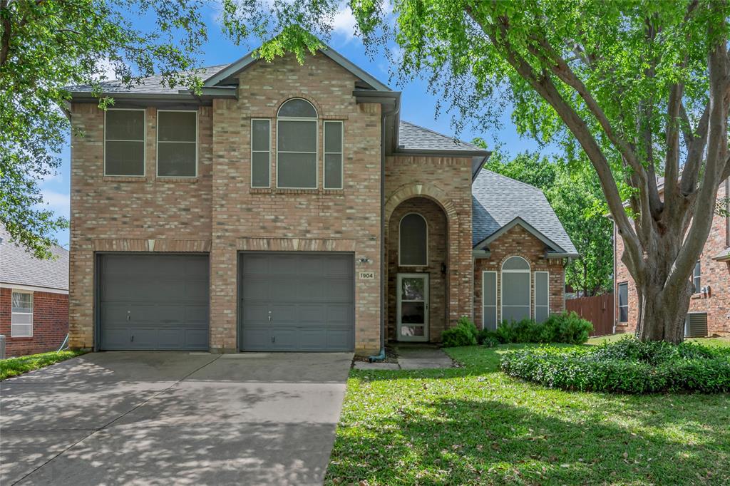 1904 Avonia Drive Property Photo 1