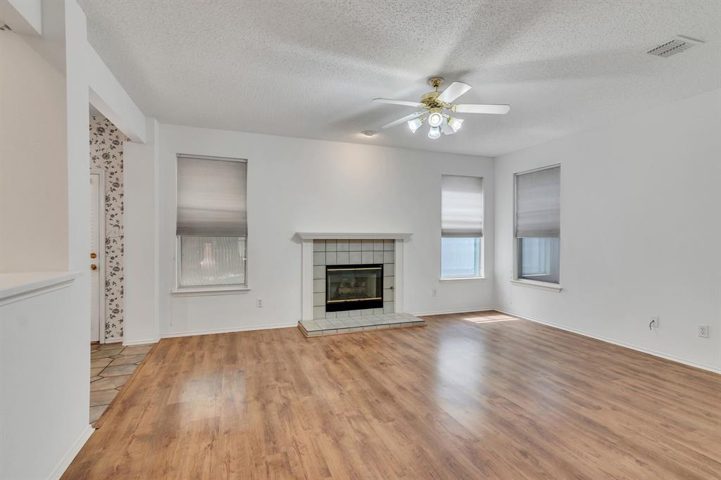 1904 Avonia Drive Property Photo 6